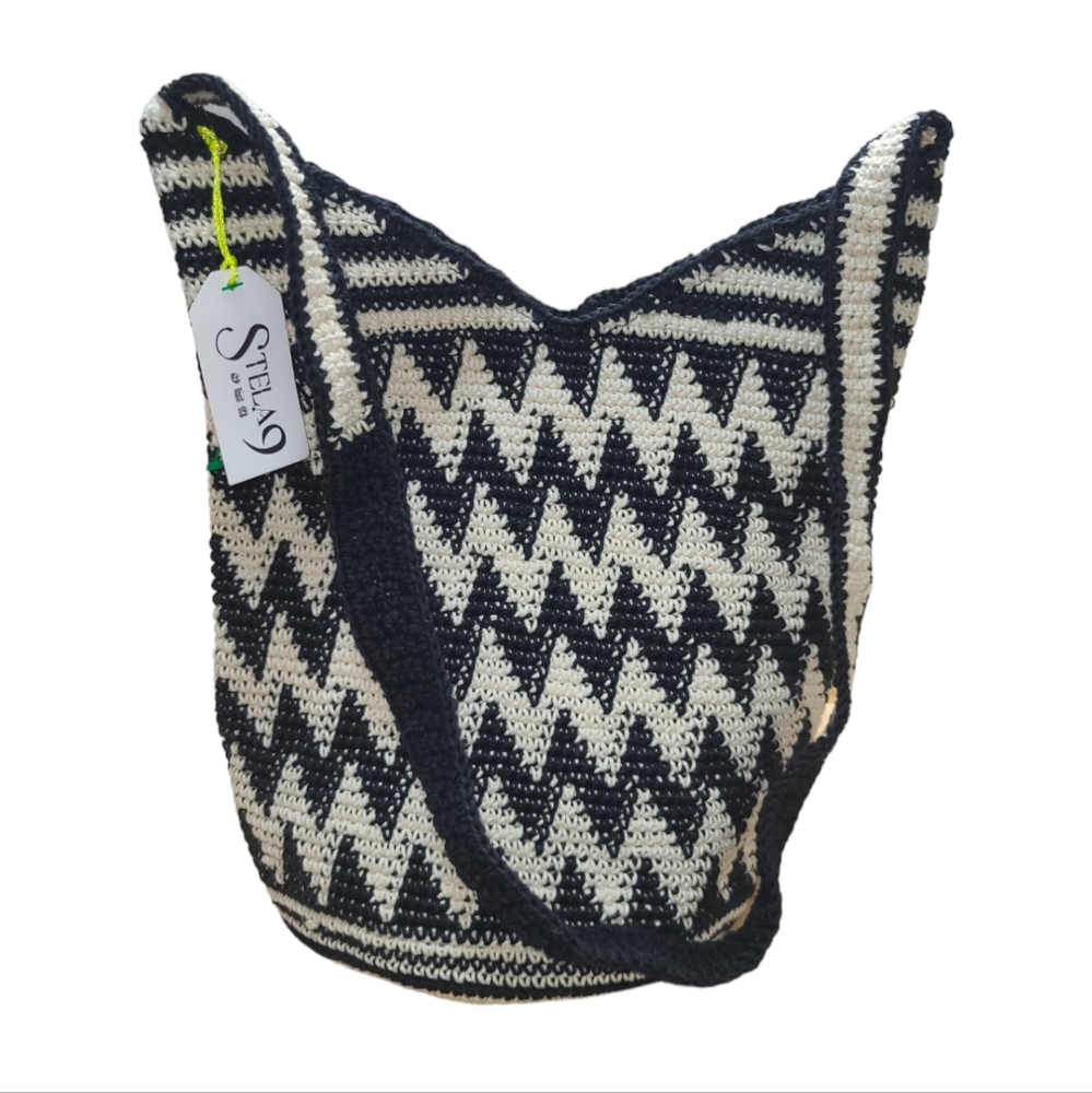 STELLA 9 ANTHROPOLOGIE BUCKET BAG PURSE WOMENS BOHEMIAN CROCHET HOBO GUATEMALAN - Picture 2 of 14